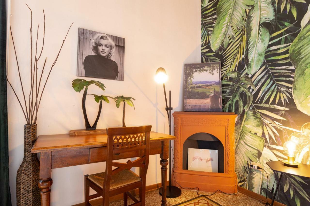 Apartment Via Ricasoli Next To Accademia *